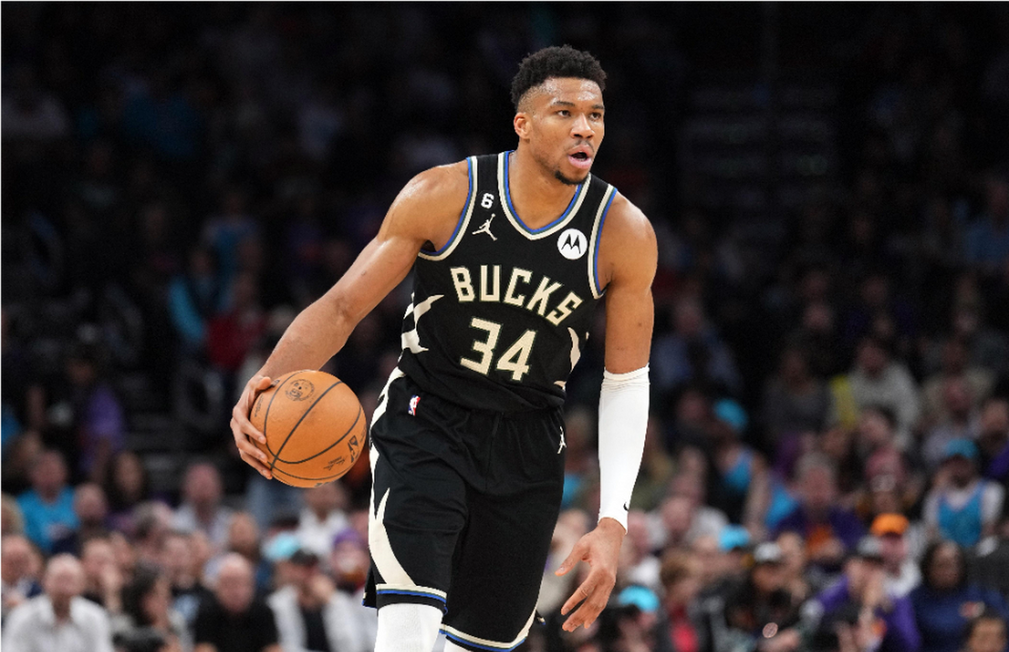 亚云真人-包含美国队引发争议！，字母哥官方宣布夺冠新规引发球迷热议的词条