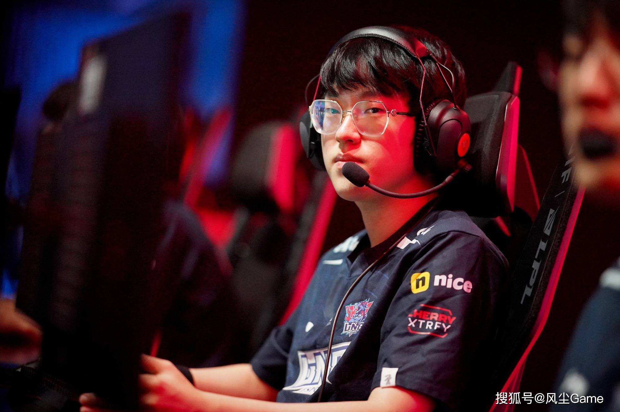 亚云真人-包含Scout遭遇五持续失利，瑞士队教练压力巨大！气势如虹延续的词条