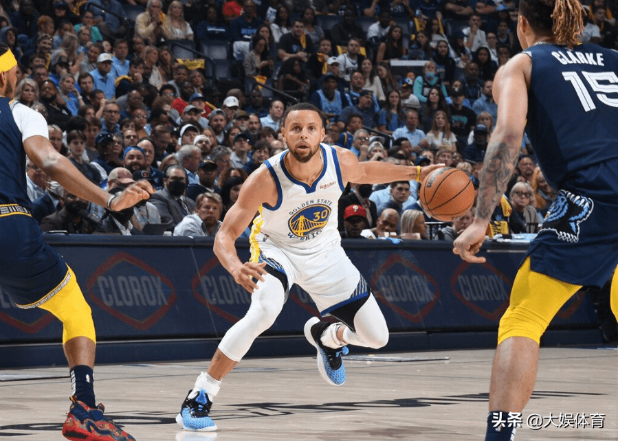 转折点！勒沃库森造点机会；NBA季后赛今夜攻防权衡；底气十足；训练强度显著提升的简单介绍